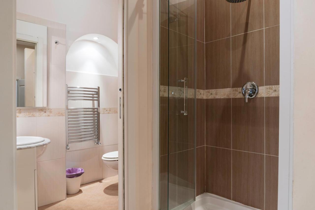 Tiberina Apartments - Rome Trastevere Zewnętrze zdjęcie