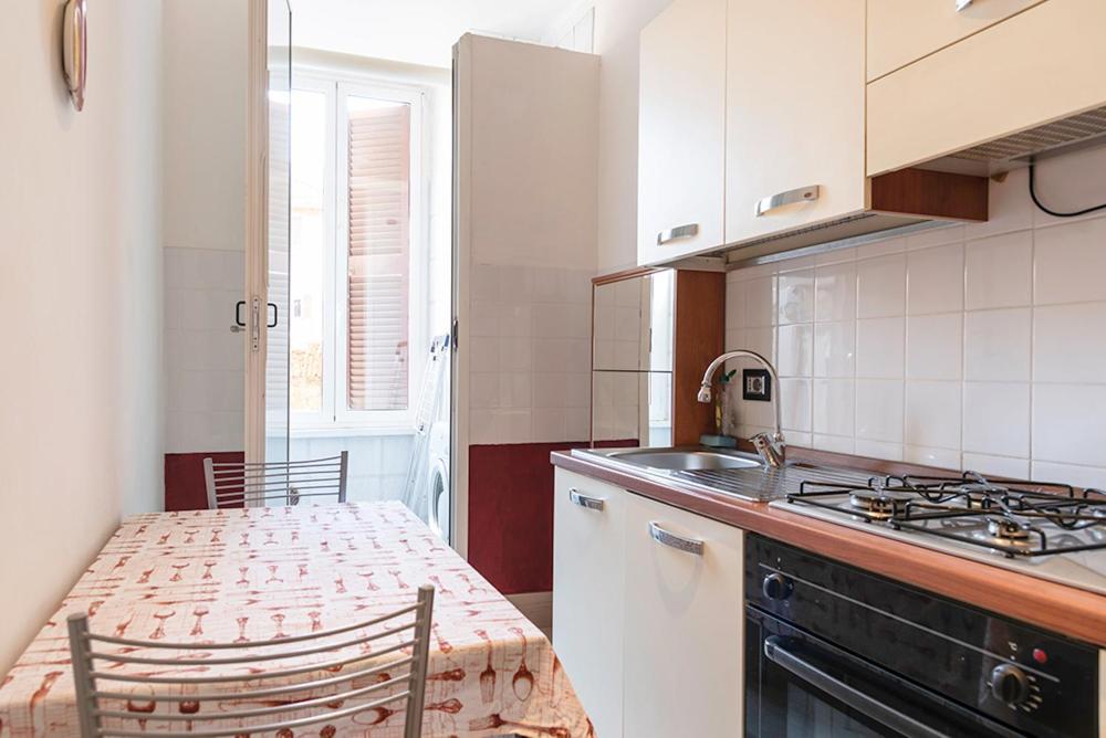 Tiberina Apartments - Rome Trastevere Zewnętrze zdjęcie